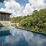 Kireina Mori Forest View Villa 6 Bedrooms With A Private Heated Swimming Pool And A Movie Room