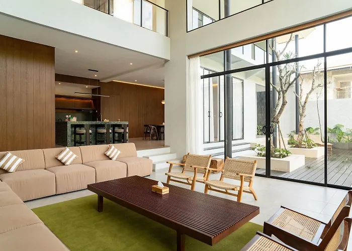 Kireina Mori Forest View Villa 6 Bedrooms With A Private Heated Swimming Pool And A Movie Room