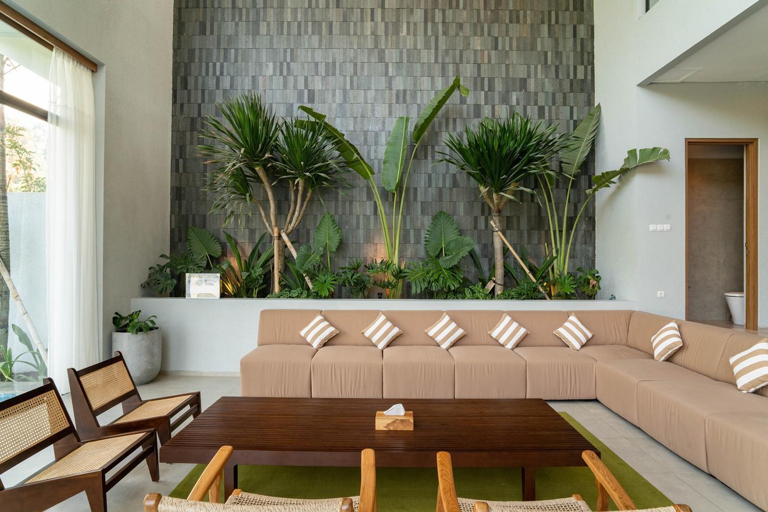 Villa Kireina Mori Forest View 6 Bedrooms With A Private Heated Swimming Pool And A Movie Bandung