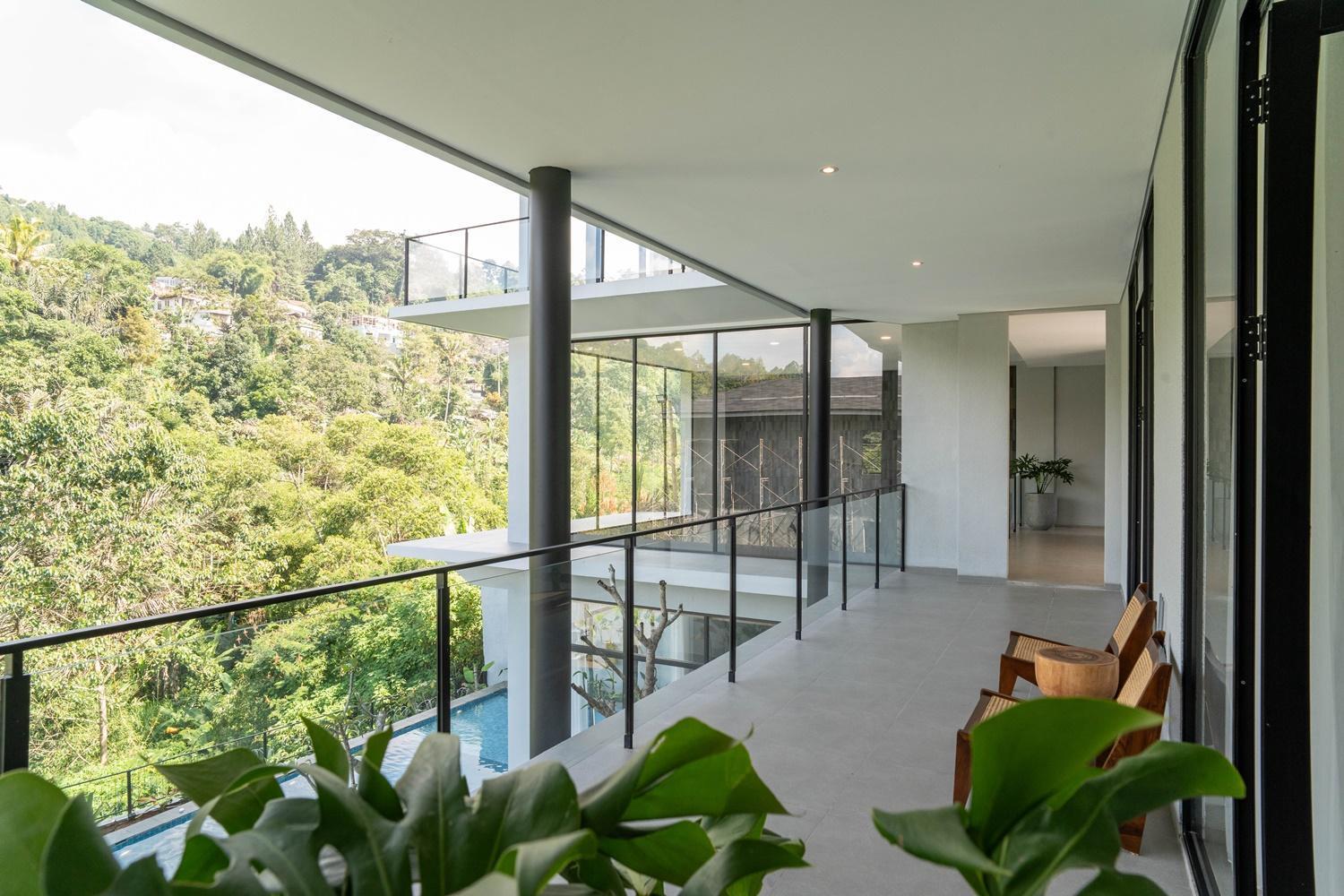 Kireina Mori Forest View 6 Bedrooms With A Private Heated Swimming Pool And A Movie Bandung