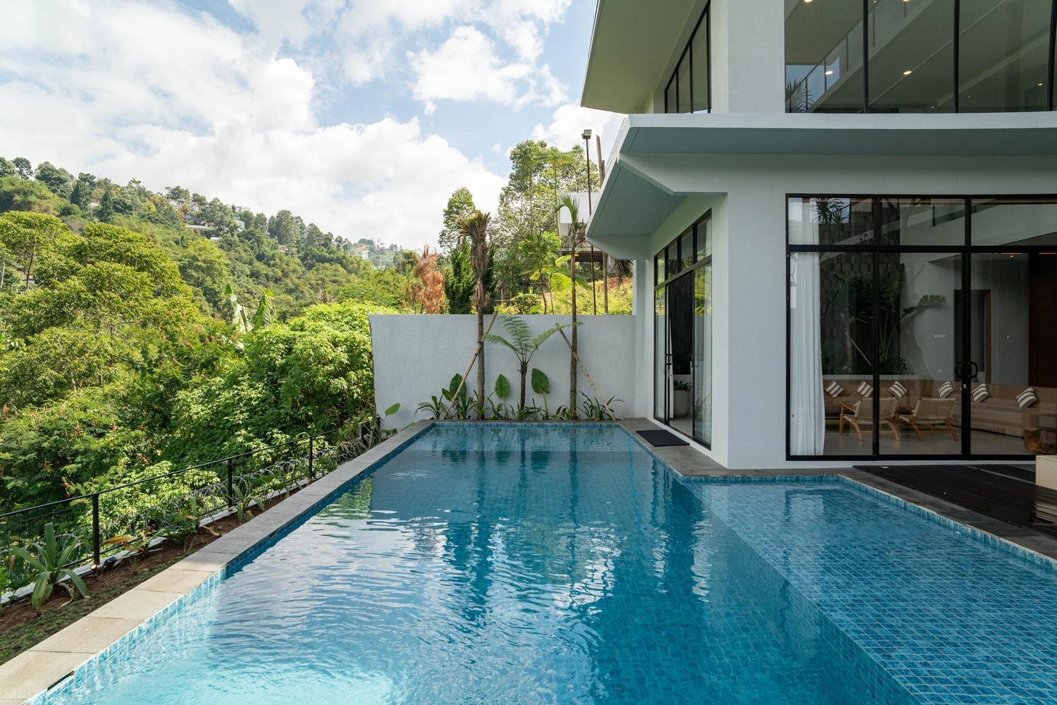 Kireina Mori Forest View 6 Bedrooms With A Private Heated Swimming Pool And A Movie Villa
