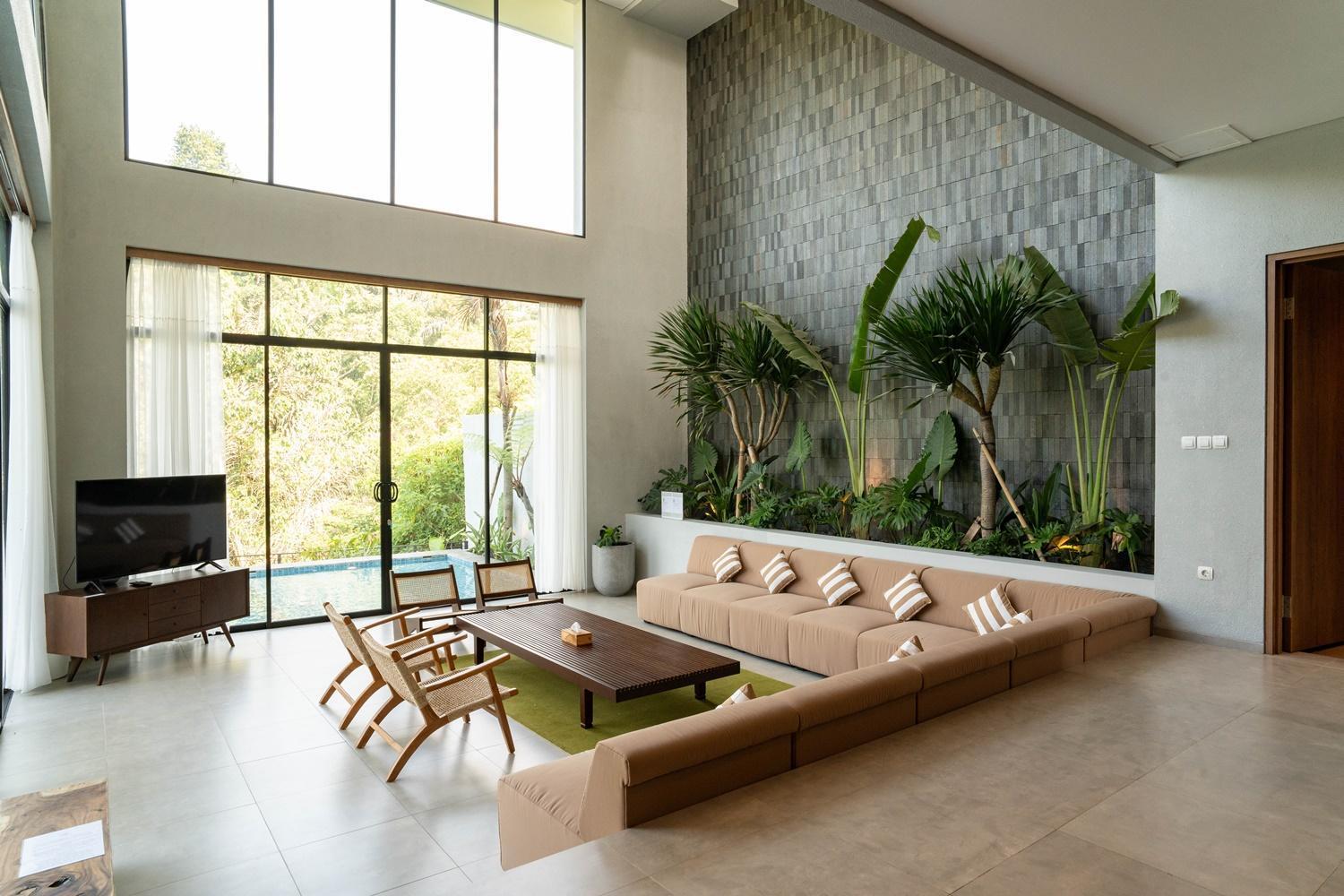 Villa Kireina Mori Forest View 6 Bedrooms With A Private Heated Swimming Pool And A Movie