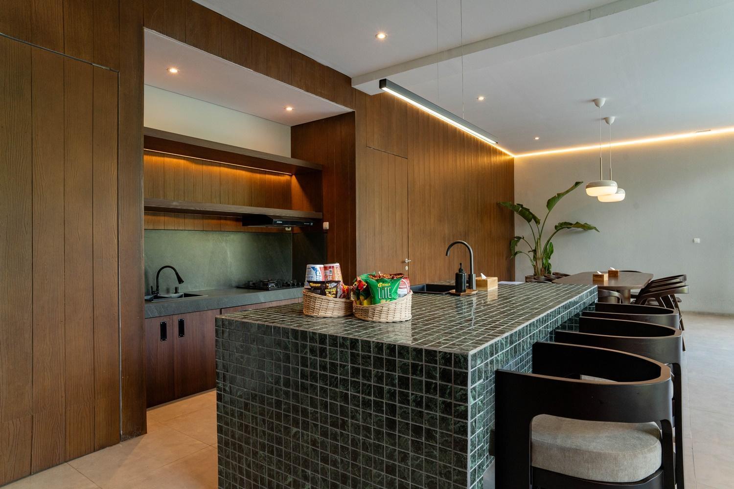 Kireina Mori Forest View 6 Bedrooms With A Private Heated Swimming Pool And A Movie Villa Bandung